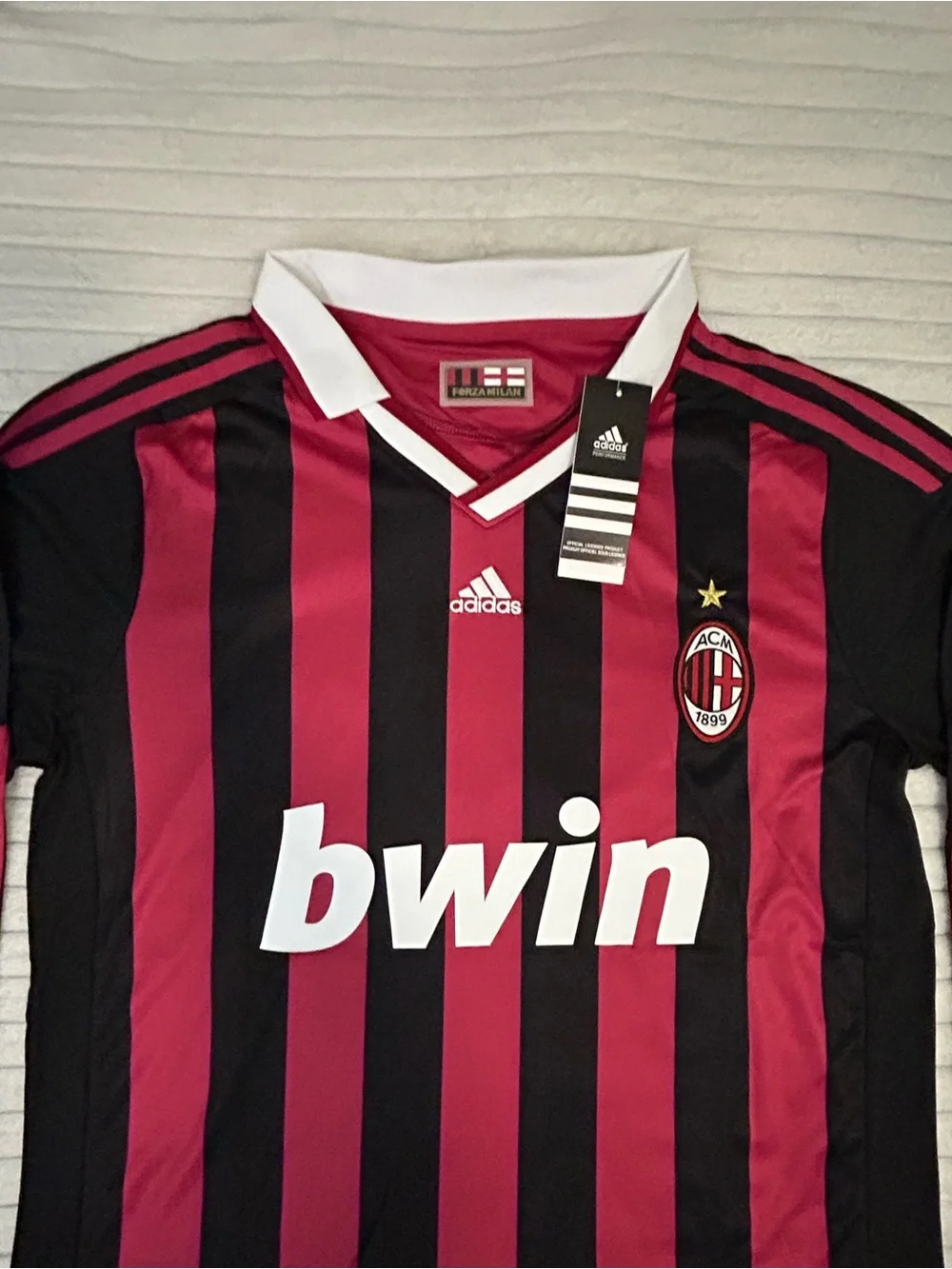adidas Men’s Long Sleeve Ronaldinho 80 AC Milan Red and Black Jersey